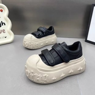 Damen Sportliche Veloursleder Sneaker mit verstellbarem Klettverschluss R&B