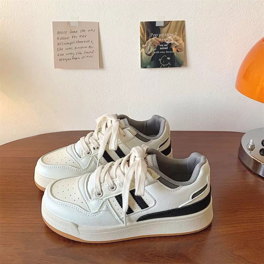 Damen Sportliche Sneakers mit hochwertiger Dämpfung und atmungsaktivem Obermaterial R&B