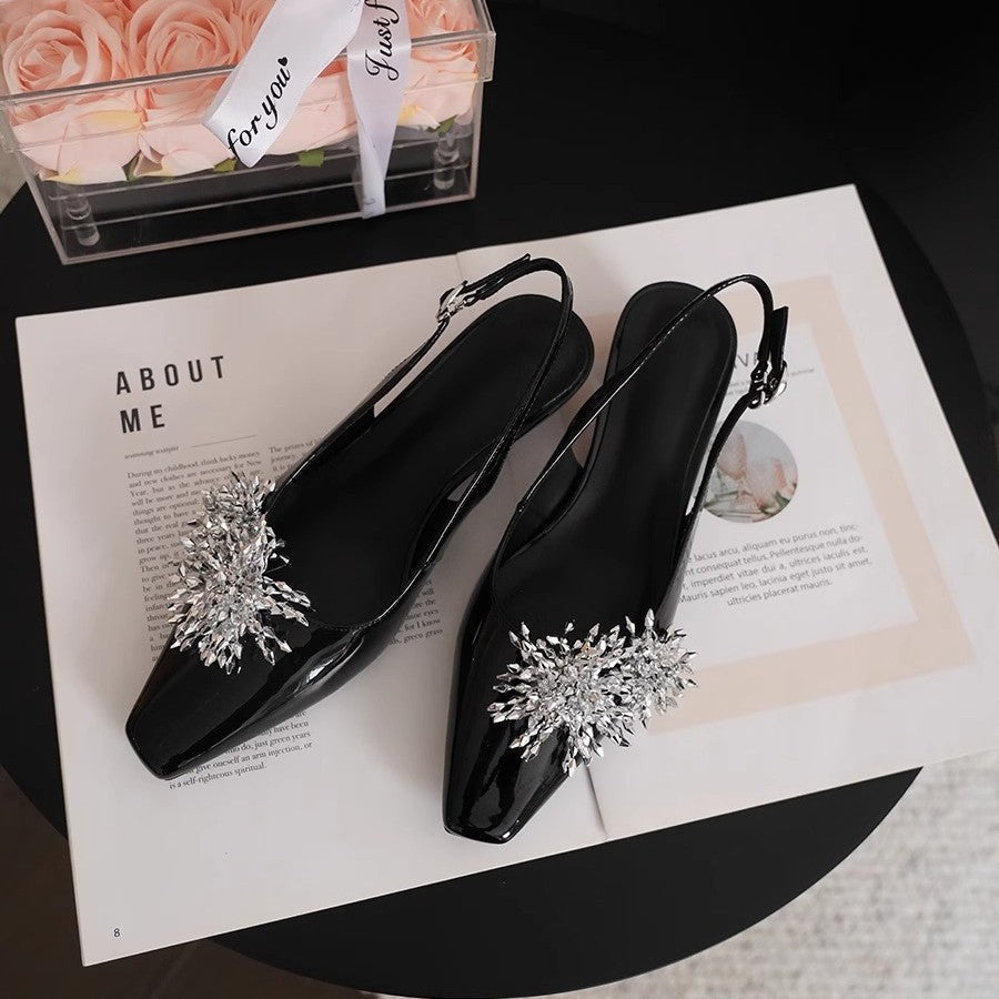 Damen Slingback-Pumps mit funkelnden Metallapplikationen und elegantem Design