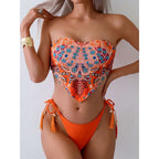 Damen Bandeau-Bikini mit farbenfrohem Muster und Quasten