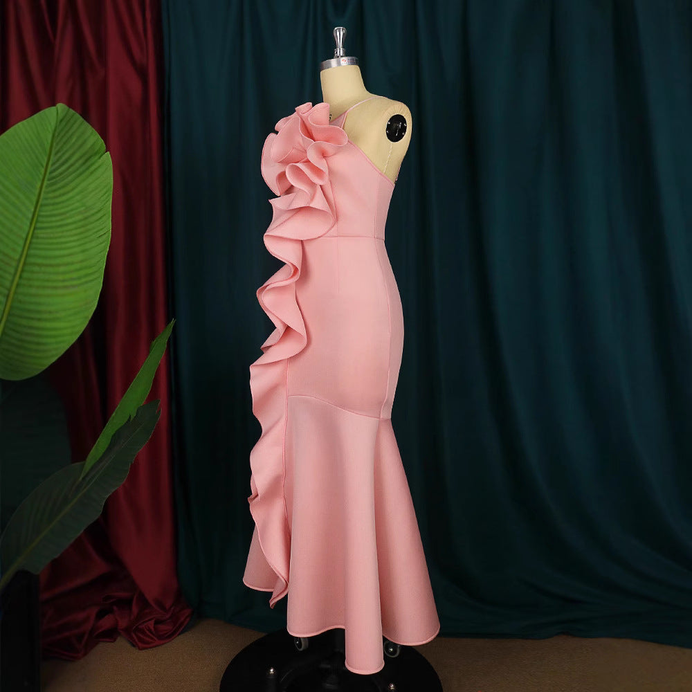 Damen elegantes Abendkleid mit asymmetrischen Rüschen R&B