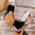 Damen Wedge-Pantoletten mit floralem Design R&B