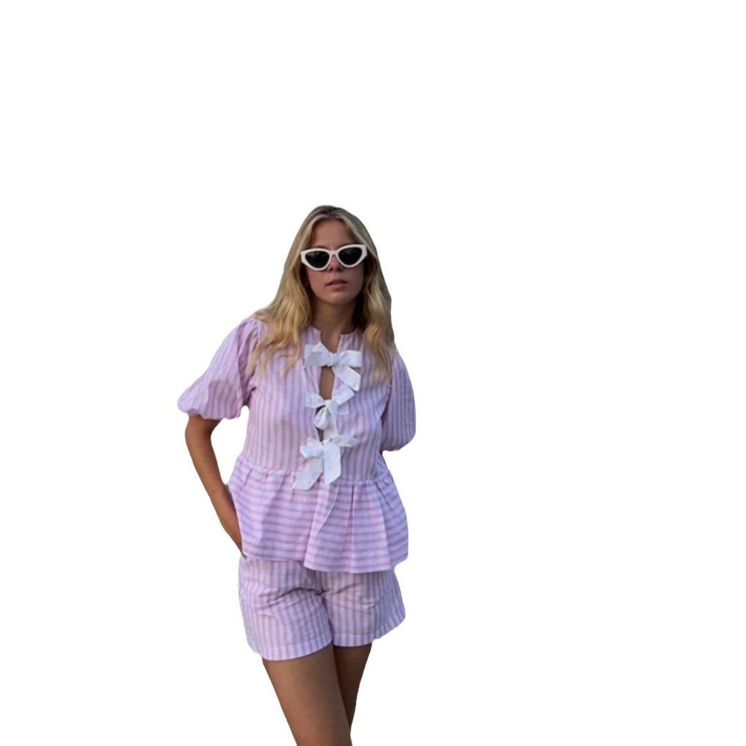 Damen Freizeit Set mit gestreiftem Oberteil und Shorts im lässigen Schnitt R&B