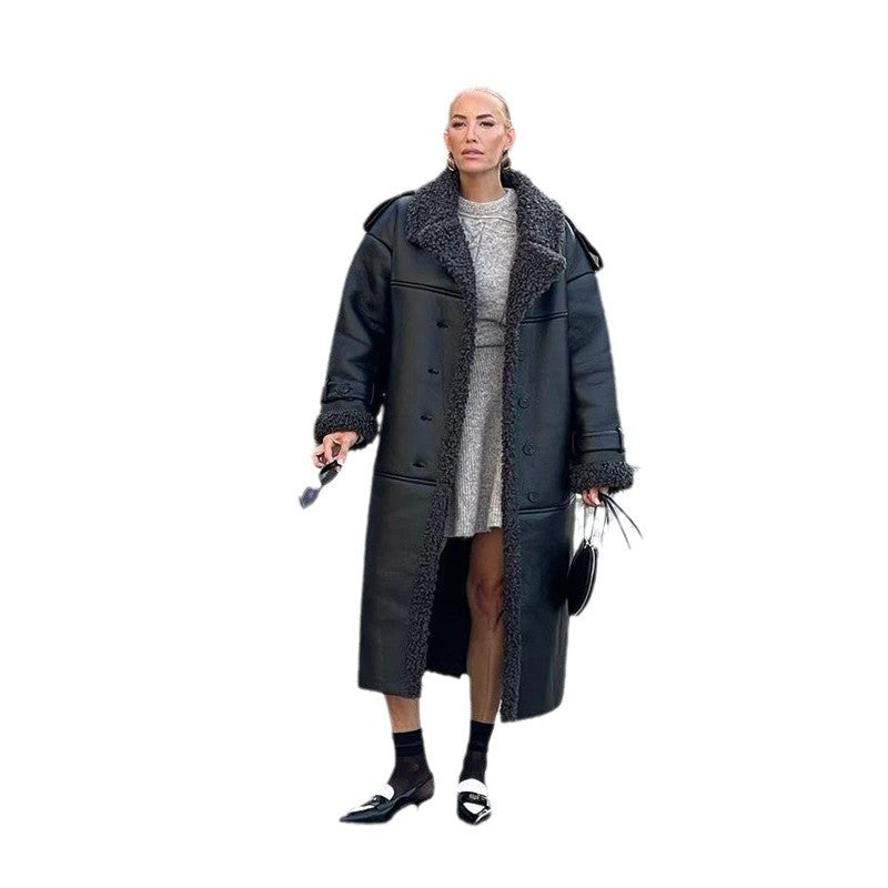Damen Modischer Kunstleder-Mantel mit voluminösen Kragen und Gürtel R&B