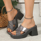 Damen Plateau-Pantoletten mit elegantem Riemchen-Design R&B