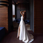 Damen elegantes Hochzeitskleid mit tiefem V-Ausschnitt und seitlichem Schlitz EB