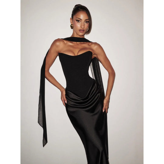 Damen Elegantes Cocktailkleid mit Herzausschnitt und fließendem Rockteil R&B