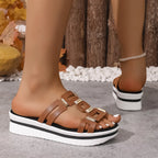 Damen Trendige Plateausandalen mit modischen Metallakzenten R&B