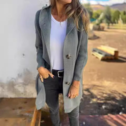 Damen Lange Strickjacke mit hochwertiger Rippstruktur und eleganten Knöpfen R&B