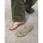 Damen Zehentrenner-Sandalen mit eleganten Riemen und goldenen Akzenten R&B