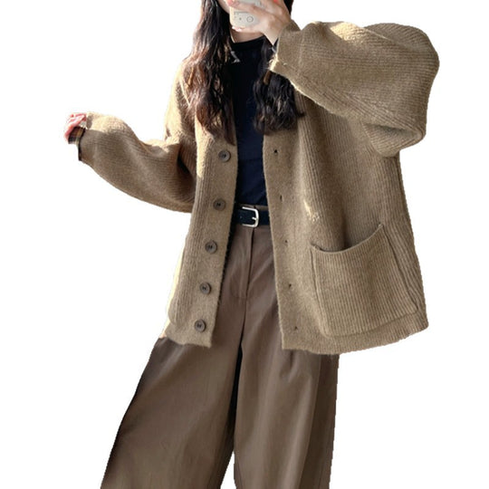 Damen Gemütliche Strickjacke mit großen Taschen und Knopfdetail R&B
