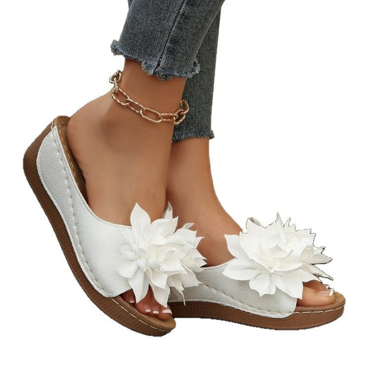 Damen trendige Slip-On Sandalen mit dekorativem Blumendesign R&B