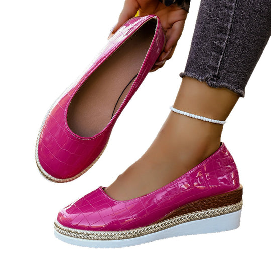 Damen Komfortable Slip-On Ballerinas mit glänzendem Krokoprägedesign R&B