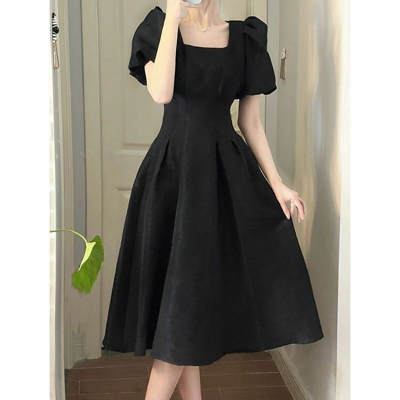 Damen elegantes Midi-Kleid mit quadratischem Ausschnitt und voluminösen Ärmeln