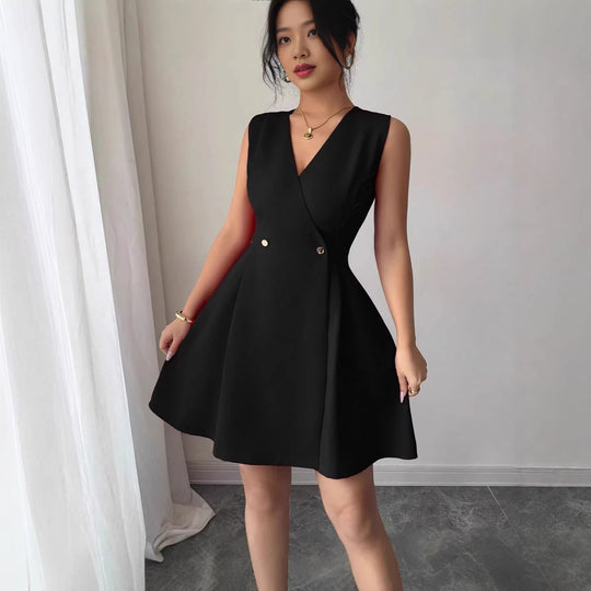 Damen Wickelkleid mit eleganter Silhouette und Knopfdetails R&B