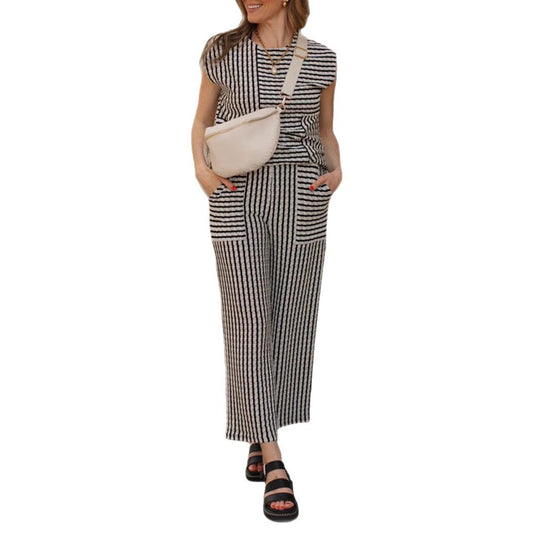 Damen Freizeitsoutfit mit gestreiften Elementen R&B