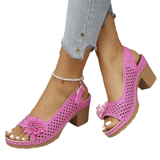 Damen Offene Pumps mit floralen Akzenten und perforiertem Design R&B