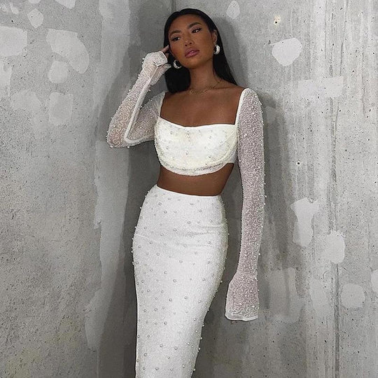 Damen Elegantes Crop-Top mit langen, transparenten Ärmeln und funkelnden Akzenten R&B