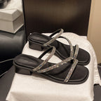 Damen Elegante und funkelnde Sandalen mit geschwungenem Riemendesign EB