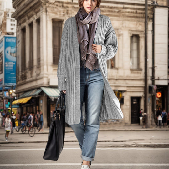 Damen Grobstrickjacke mit offenen Ärmeln und lässiger Passform R&B