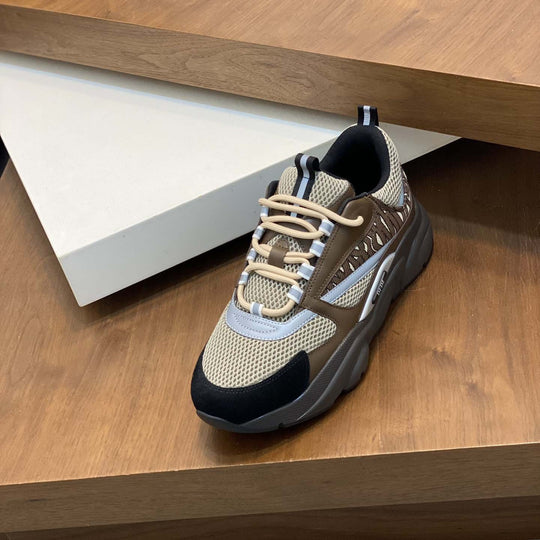 Damen Sportliche Laufschuhe mit atmungsaktiver Netzstruktur und rutschfester Sohle von R&B