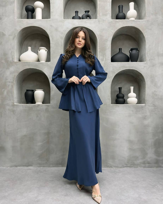 Damen Elegantes Kleid mit Rüschendetails und Knopfleiste R&B