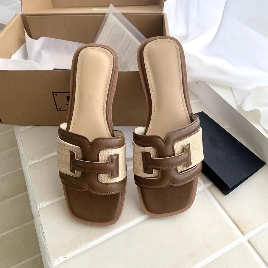 Damen modische Slipper mit elegantem Riemendesign und gepolstertem Fußbett R&B