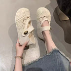 Damen Clogs mit modischem Riemchen und eleganten Akzenten