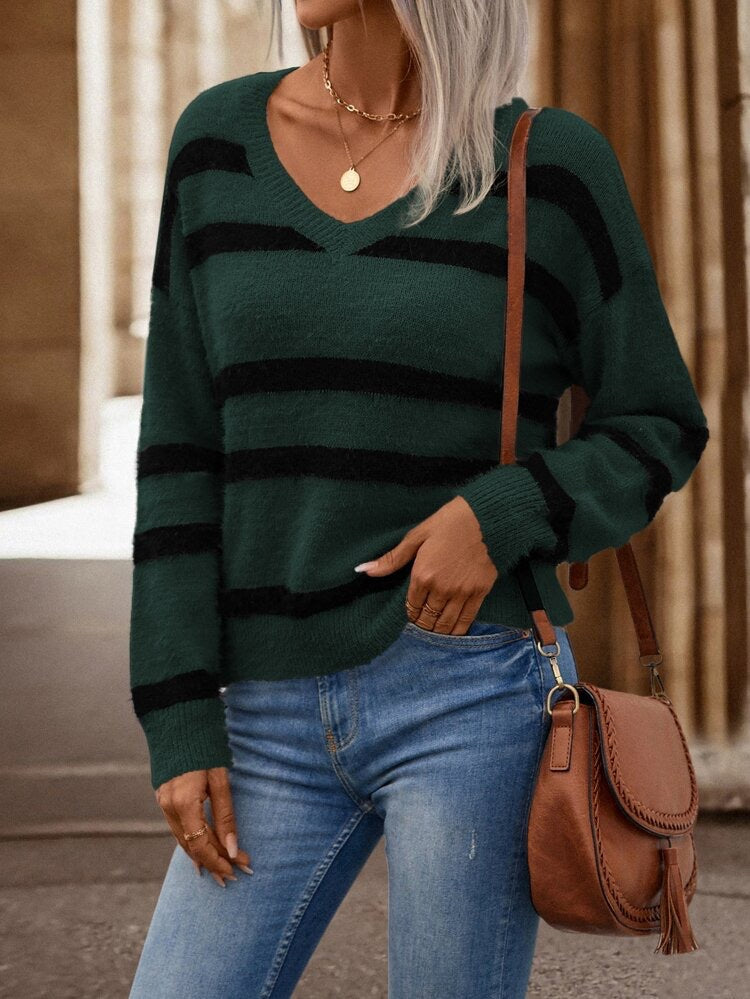 Damen V-Ausschnitt Pullover mit breiten Streifen und kuscheligem Material R&B