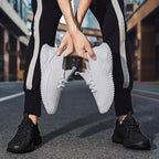 Damen Atmungsaktive elastische Sneakers mit innovativem Schnürdesign R&B