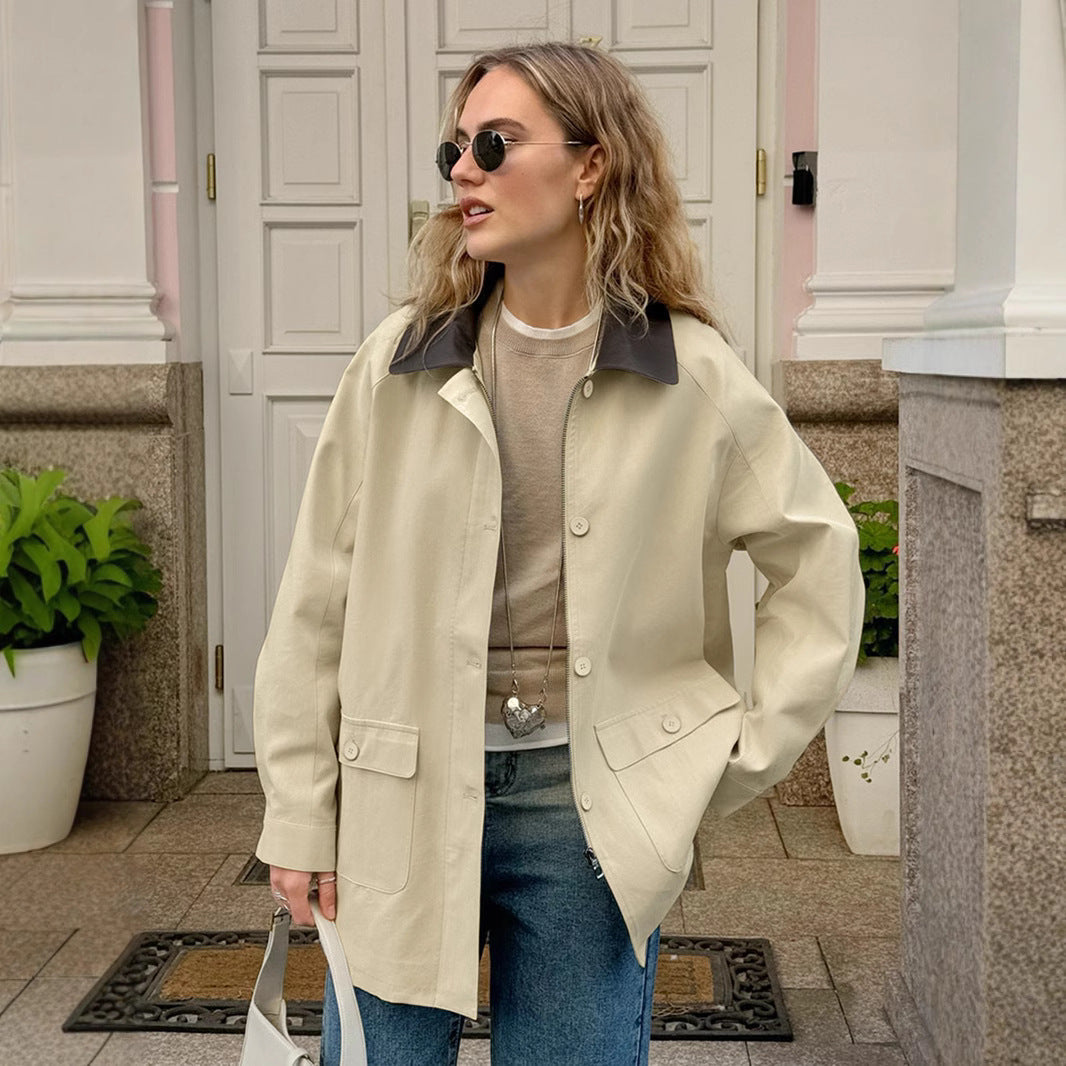 Damen Urbaner Utility-Mantel mit kontrastierendem Kragen und praktischen Taschen R&B