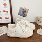 Damen Sneakers mit modischen Stern-Applikationen und dämpfender Sohle