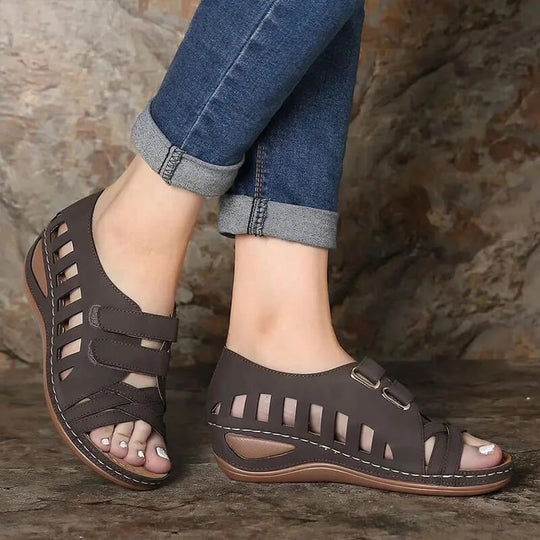 Damen Komfortsandalen mit atmungsaktivem Netzdesign und verstellbaren Riemen R&B