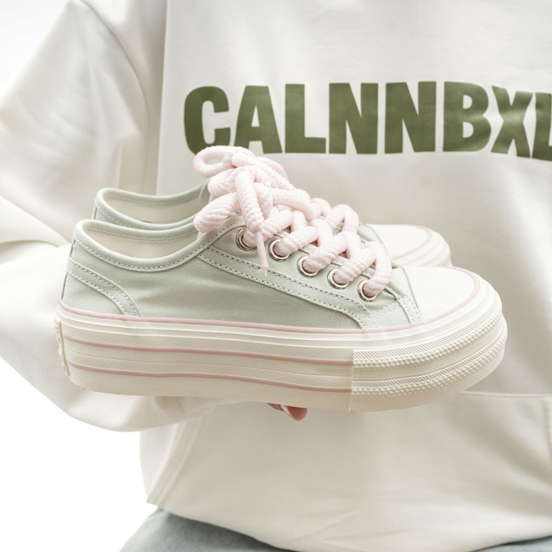 Damen Plattform Sneakers mit hochwertigem Canvas-Obermaterial und elastischen Schnürsenkeln