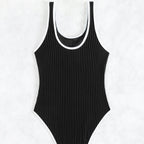 Damen einteiliger Badeanzug mit strukturiertem Rippendesign und eleganten Kontrasten R&B