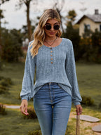 Damen Langarmshirt mit strukturiertem Design und Knopfdetails R&B