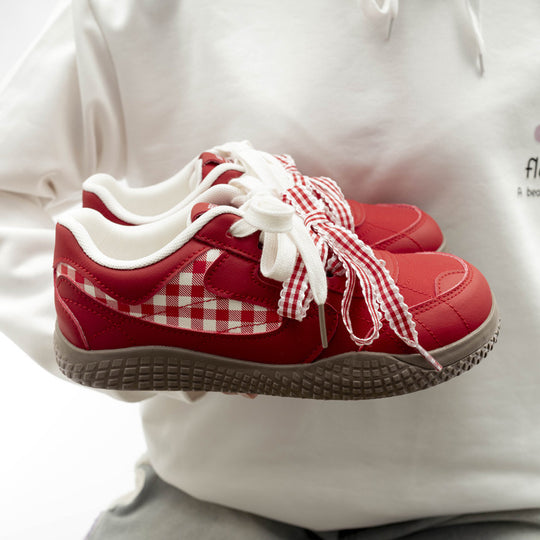 Damen Elegante und bequeme Sneakers mit innovativem Schnürsystem und atmungsaktiver Oberfläche R&B