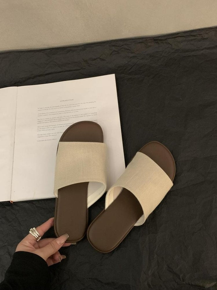 Damen modische Riemchen-Pantoletten mit breitem Fußbett R&B