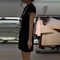 Damen elegantes Minikleid mit Hemdkragen und transparentem Einschnitt R&B
