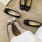 Damen Ballerinas mit eleganter Punktmusterung und modischem Schleifendetail EB