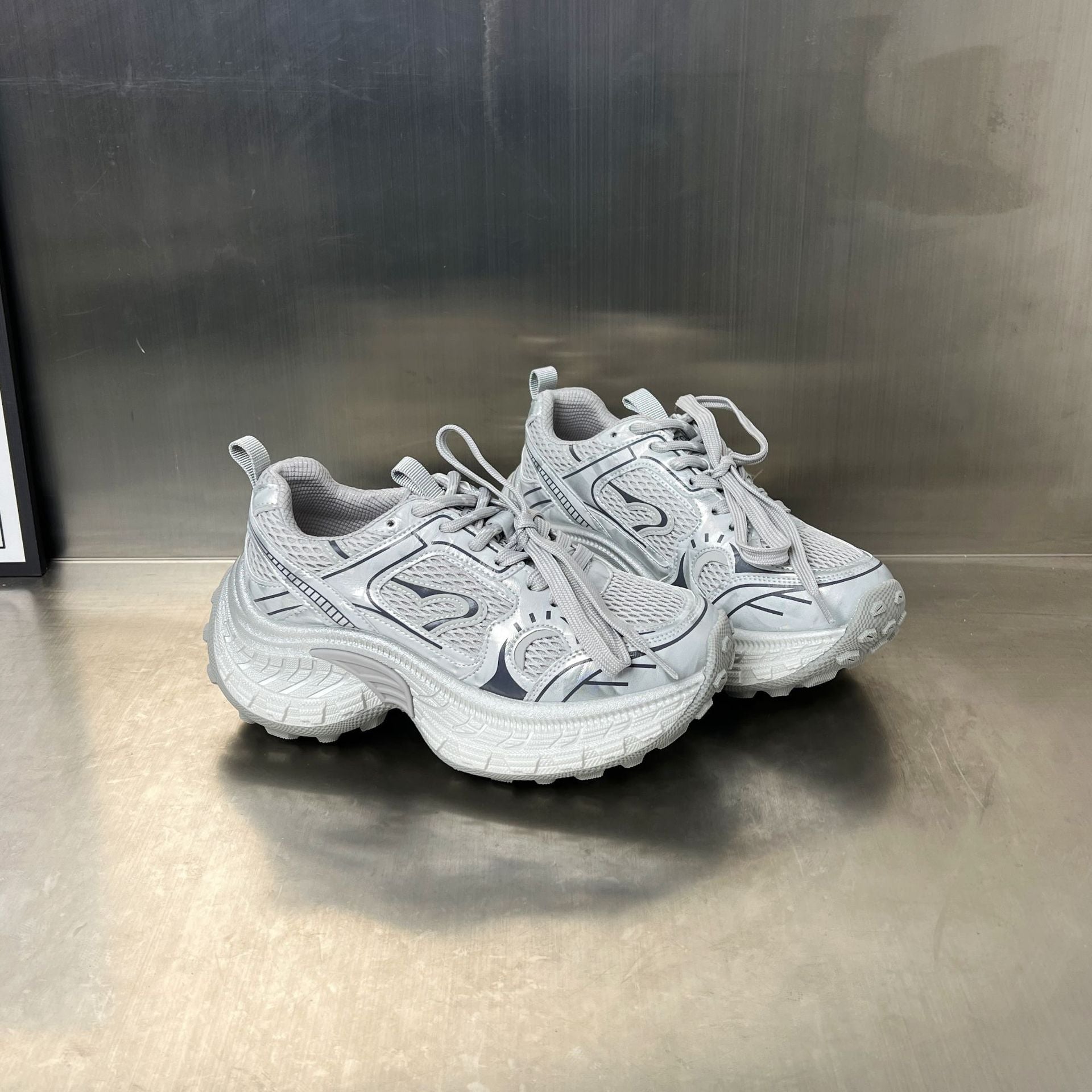 Damen Sportliche Laufschuhe mit atmungsaktivem Mesh-Obermaterial und innovativer Dämpfungstechnologie R&B