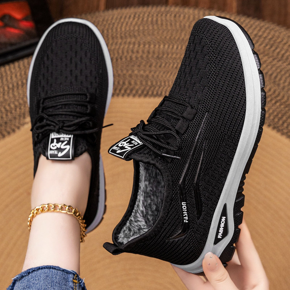 Damen Bequeme Sport Sneakers mit kuscheligem Innenfutter und rutschfester Sohle R&B