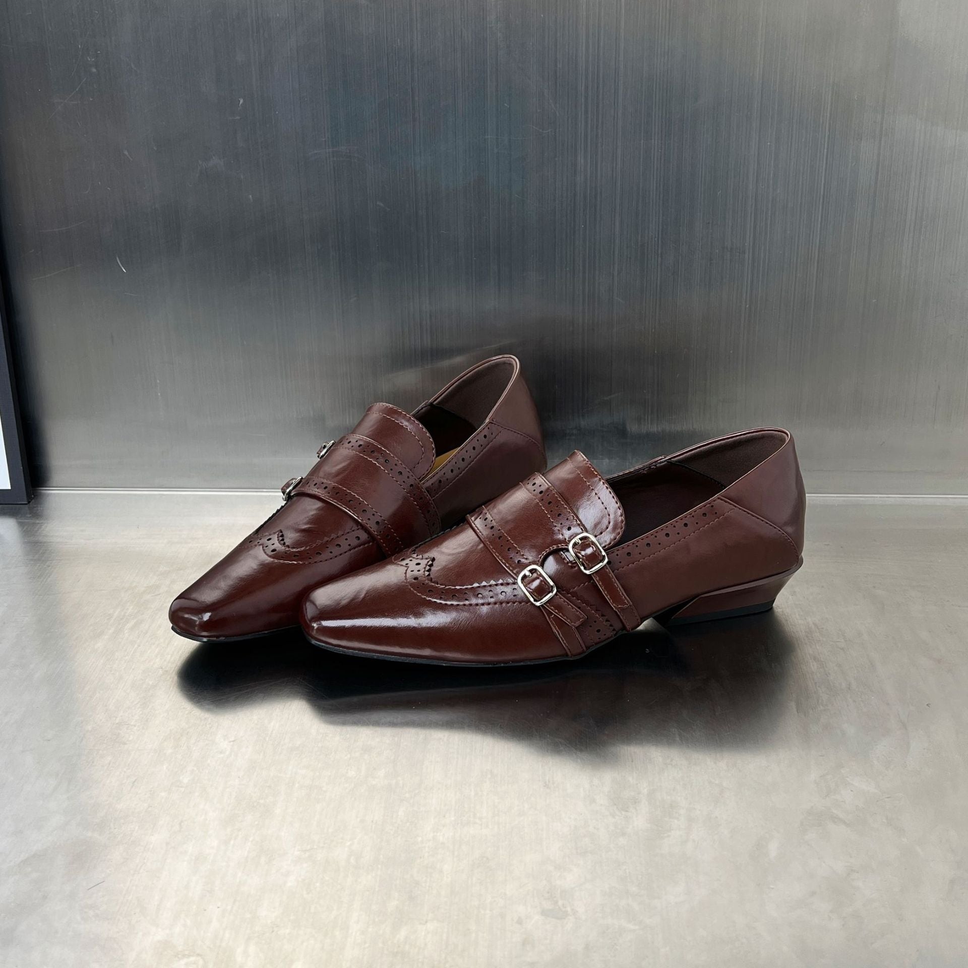 Damen elegante Slipper mit modischen Schnallen R&B