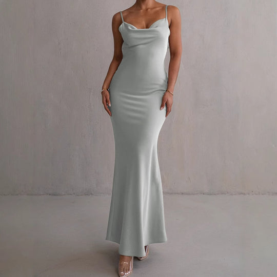 Damen Elegantes und figurbetontes Maxikleid mit tiefem Rückenausschnitt und floralen Applikationen R&B