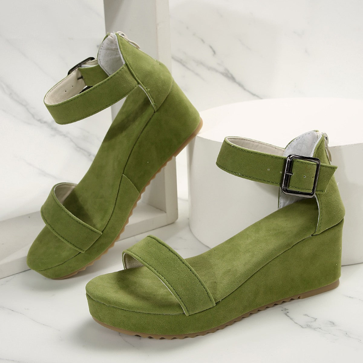 Damen Keil-Sandalen mit verstellbarem Riemen und rutschfester Sohle R&B