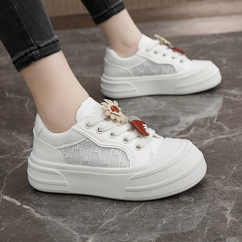 Damen modische Plateau Sneakers mit floralen Applikationen R&B