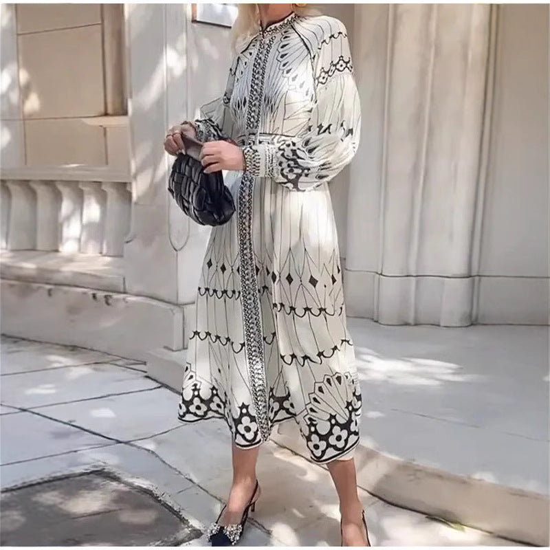 Damen Elegantes Hemdkleid mit grafischem Muster und schwingenden Ärmeln R&B