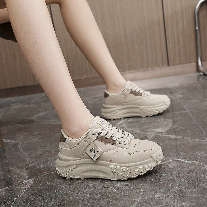 Damen Sneaker mit sportivem Design und rutschfester Sohle R&B