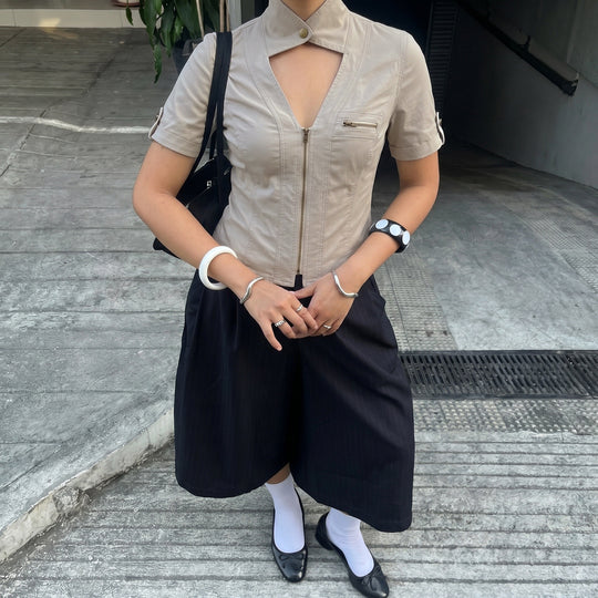 Damen modische Kurzjacke mit strukturiertem Schnitt und praktischen Brusttaschen R&B