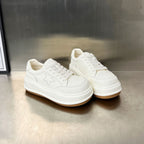 Damen Sportliche Sneaker mit erhöhter Sohle und modischem Sternenzier R&B